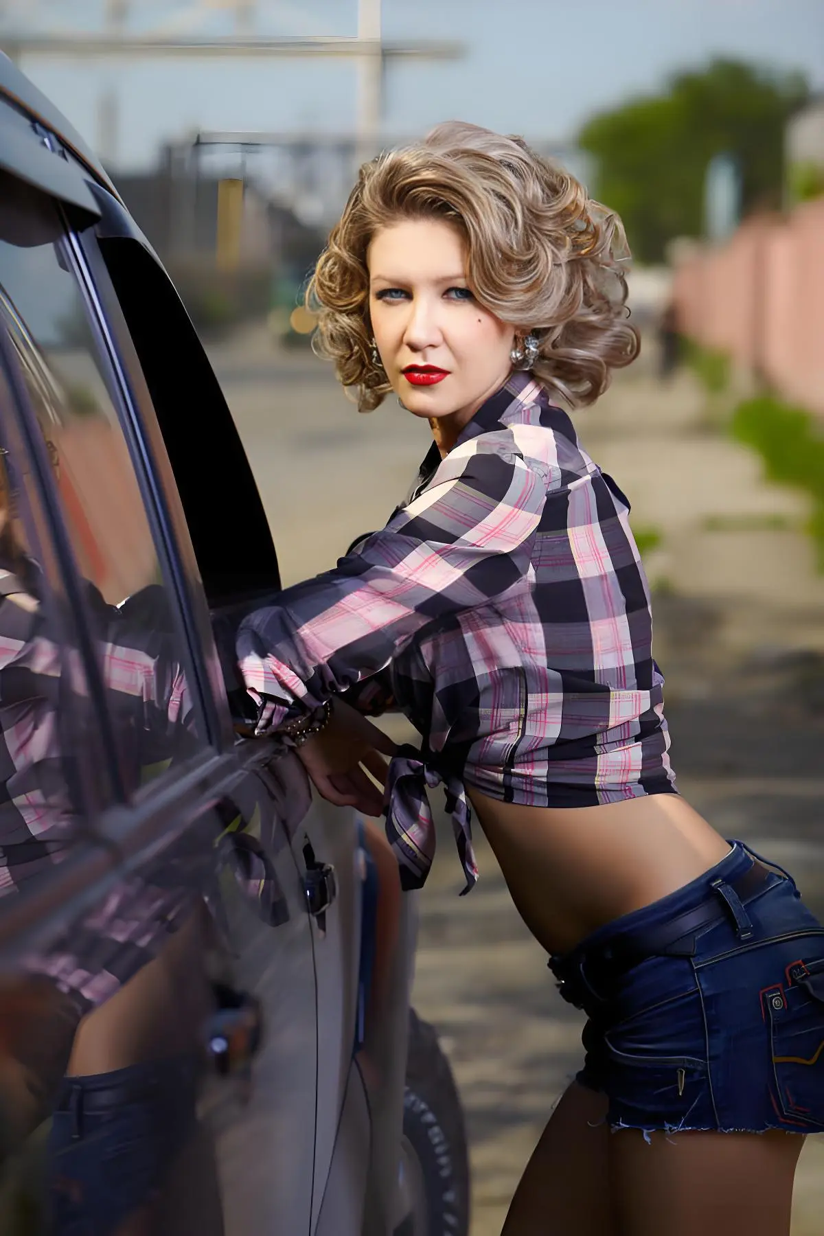 《夏日搭车客》1080P高清播放-免费完整版在线观看-2025年伦理片无广告未删减-独家资源