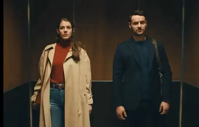 菲律宾浪漫电影《电梯情缘》未删减HD版-2025爱情片高清免费在线观看-电梯情缘完整版播放