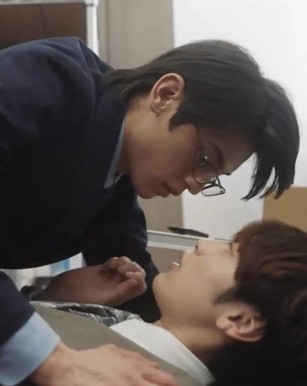 2025最新双男主短剧《乖乖停下就有奖励》-乖乖停下就有奖励1-30集免费看-高清在线无广告-精彩剧情不容错过