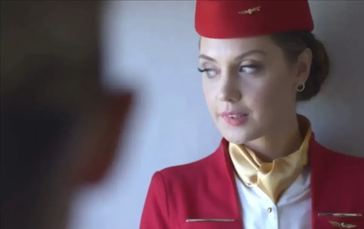 《法国空姐4》未删减版全网首播-电影豪华版HD高清画质-内含独家拍摄花絮-万米高空惊悚悬疑故事