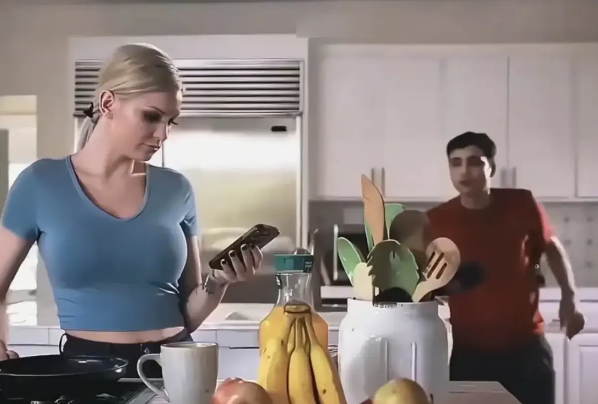 肯齐·泰勒《母亲的烦恼》啄木鸟第三季-无删减版高清在线观看-母亲系列电影完整版