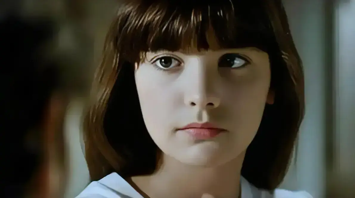 《不伦之恋》继子与继母的禁忌之恋在线观看完整版-家庭伦理剧4K高清免费播放-哔哩哔哩影视资源无码观看-青春迷失在危险漩涡中的情感纠葛