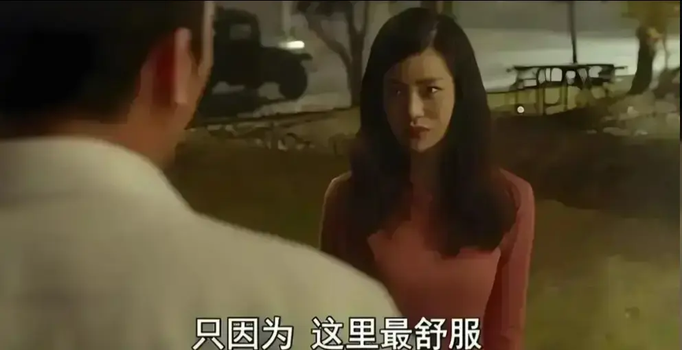 《骑骑上司妻》韩国禁忌伦理剧《骑骑上司妻》高清资源-婚姻崩塌欲望沉沦结局反转
