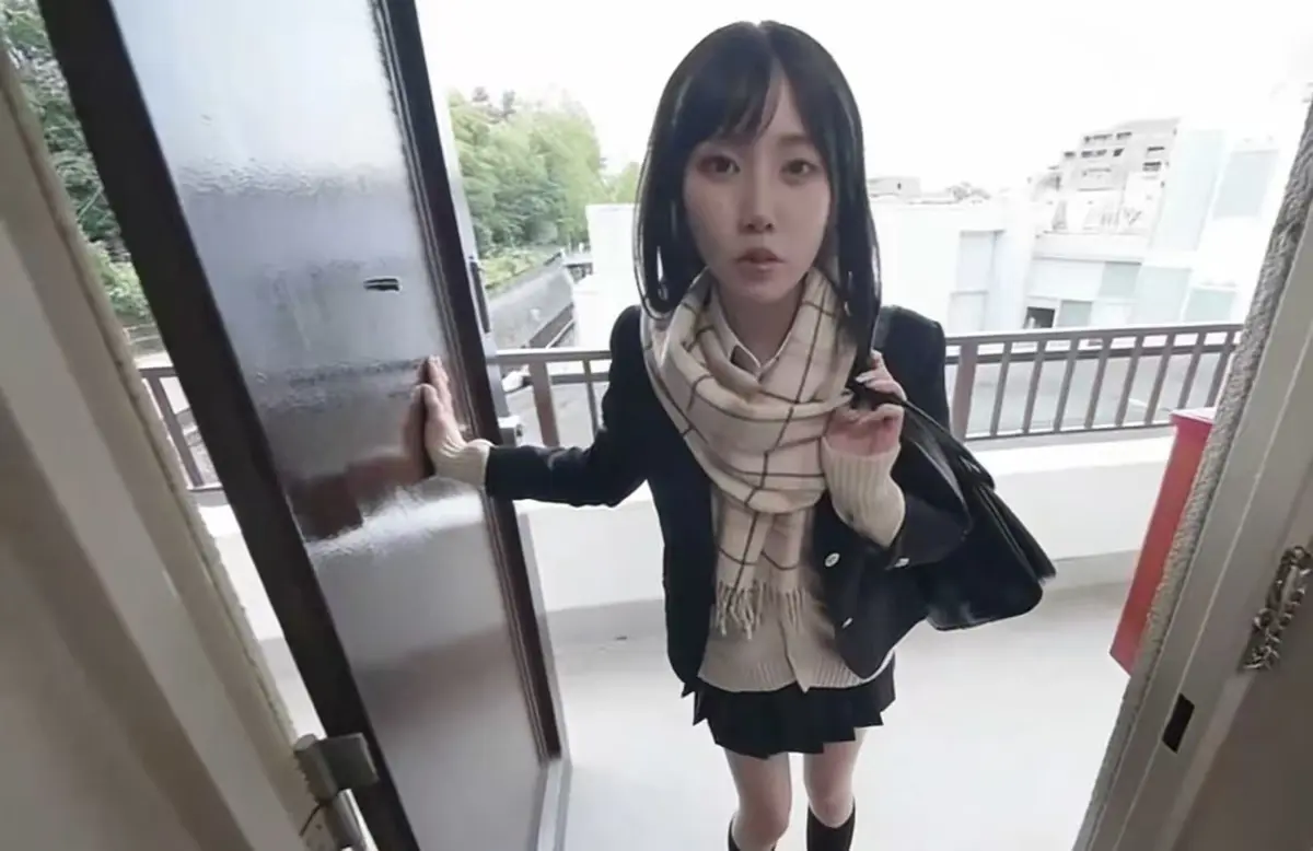 《泡在我家的辣妹-真人版》无广告在线观看全集-泡在我家的辣妹真人版HD高清画质-满天星系列未删减版免费播放