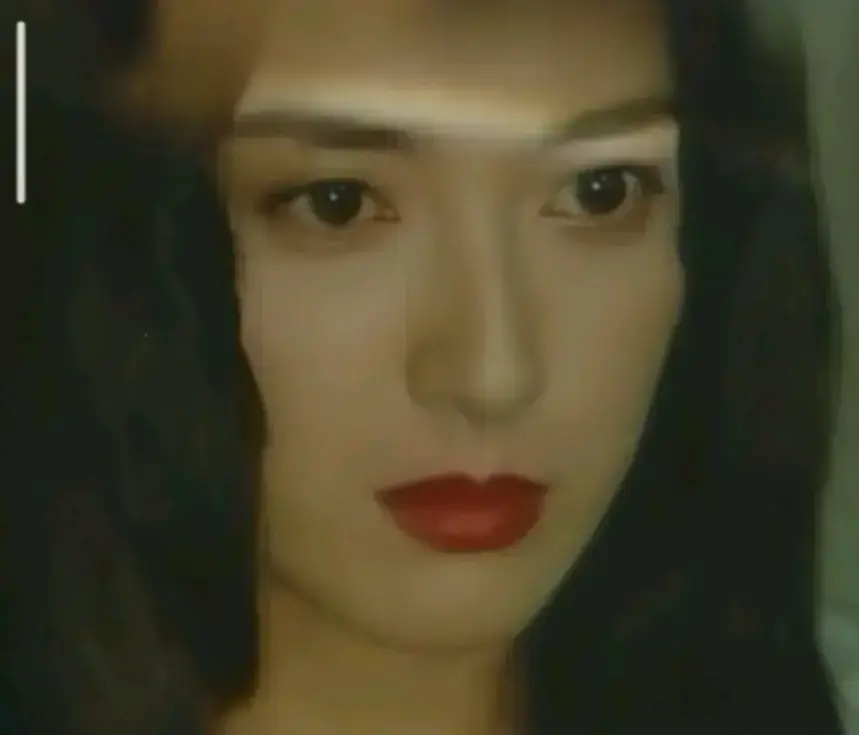 《美丽的凶器》无删减版1080P高清免费观看-日本惊悚电影《美丽的凶器》完整版在线播放-唯美犯罪片无广告在线观看