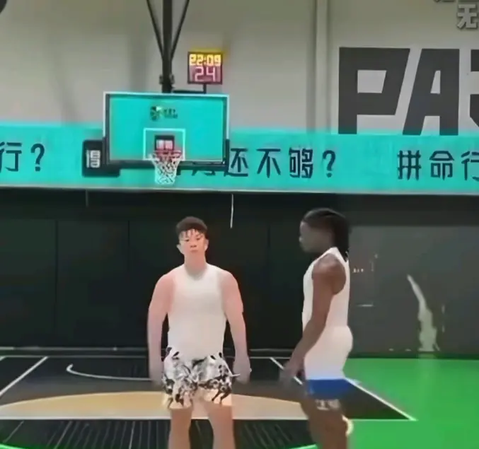 《牛教练的裤子》HD高清完整版免费播放-篮球单挑裤子掉了爆笑合集-牛教练的裤子无删减视频在线看