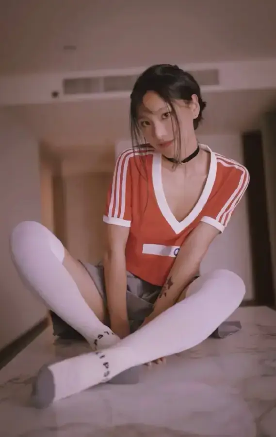 刘玥合集-海外留学生老师人气作品-经典单挑三黑完整版-星空影院蓝光典藏版免费在线观看